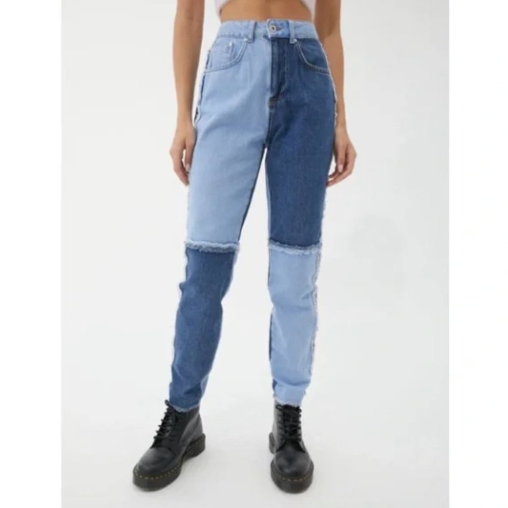 THE RAGGED PRIEST Mom Jeans in Patchwork Denim Women's 26 - Picture 1 of 10